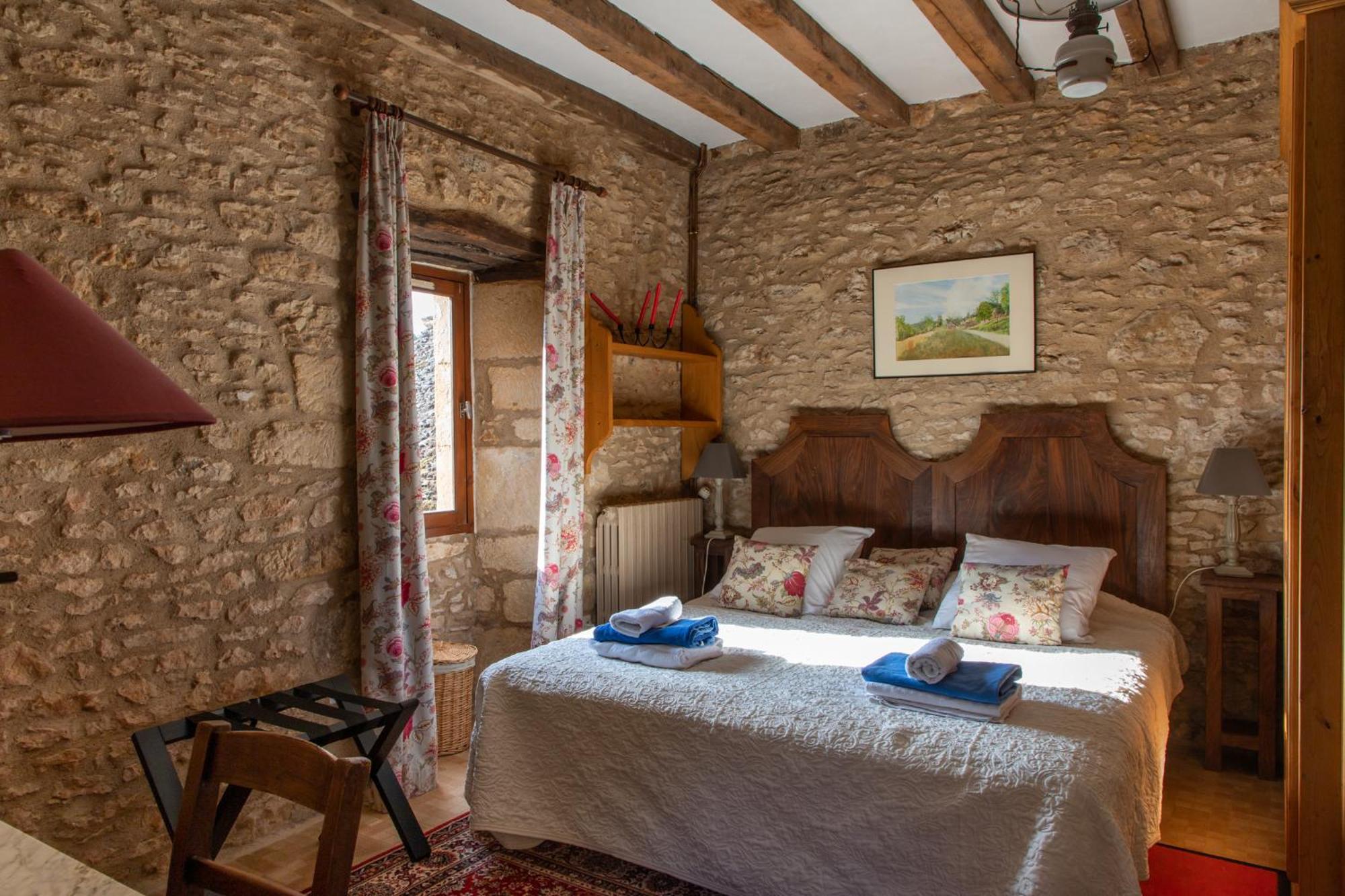 بيناك إي كازوناك Chambres D'Hotes Avec Piscine La Rossillonie الغرفة الصورة